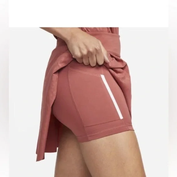 NIKE Women's Dri-fit Club Long Golf Skirt In Red
Size M DO6781-691 size M - Picture 3 of 3